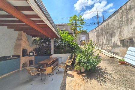 Casa à venda com 120m², 2 quartos e 2 vagas Casa à venda com 120m², 2 quartos e 2 vagasVista da Sala