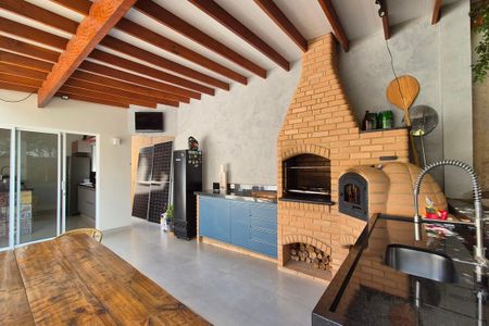 Casa à venda com 120m², 2 quartos e 2 vagas Casa à venda com 120m², 2 quartos e 2 vagasÁrea comum - Churrasqueira