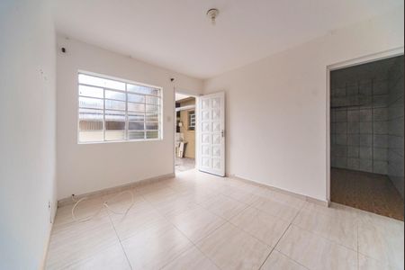 Sala de casa para alugar com 1 quarto, 156m² em Vila Scarpelli, Santo André