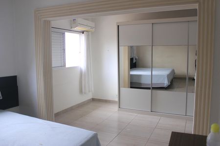 Casa à venda com 160m², 3 quartos e 5 vagasSuíte 