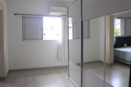 Casa à venda com 160m², 3 quartos e 5 vagasSuíte 