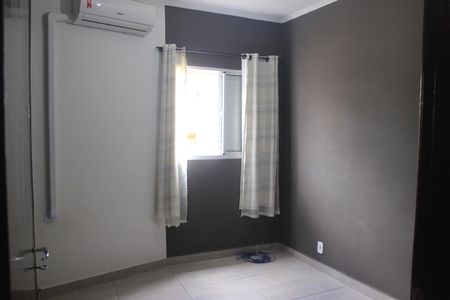 Casa à venda com 160m², 3 quartos e 5 vagasQuarto 2