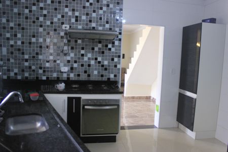 Casa à venda com 160m², 3 quartos e 5 vagasCozinha 