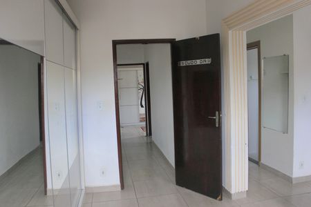 Casa à venda com 160m², 3 quartos e 5 vagasSuíte 
