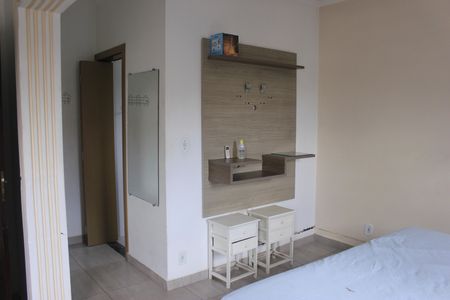 Casa à venda com 160m², 3 quartos e 5 vagasSuíte 