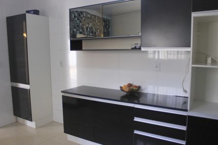Casa à venda com 160m², 3 quartos e 5 vagasCozinha 