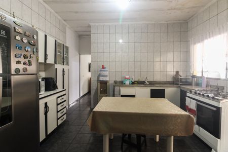 Casa à venda com 500m², 5 quartos e 12 vagasCasa 2 - Cozinha 