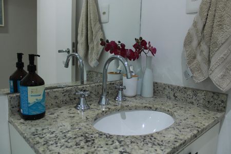 Apartamento à venda com 121m², 2 quartos e 1 vagaBanheiro