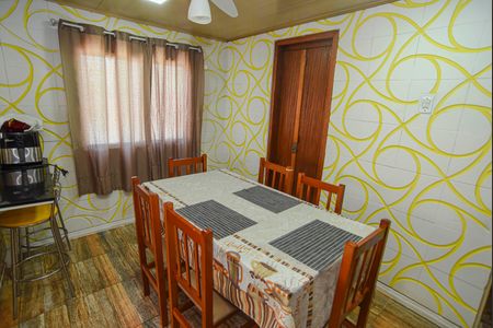 Casa para alugar com 200m², 3 quartos e 6 vagasSala