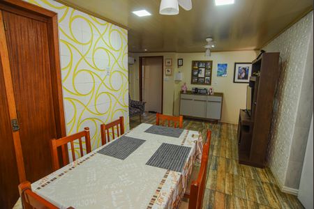 Casa para alugar com 200m², 3 quartos e 6 vagasSala