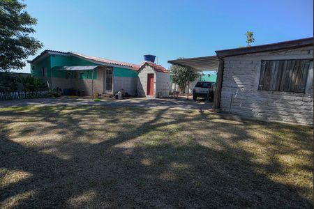 Casa para alugar com 200m², 3 quartos e 6 vagasQuintal