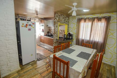 Casa para alugar com 200m², 3 quartos e 6 vagasSala