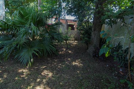 Casa para alugar com 200m², 3 quartos e 6 vagasQuintal