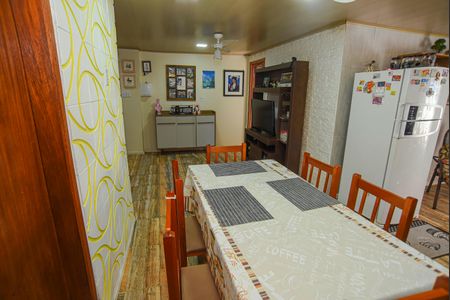 Casa para alugar com 200m², 3 quartos e 6 vagasSala