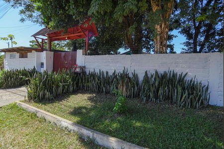 Casa para alugar com 200m², 3 quartos e 6 vagasFachada