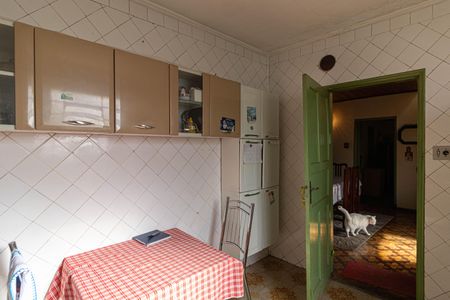 Casa à venda com 400m², 3 quartos e 3 vagas Casa à venda com 400m², 3 quartos e 3 vagasCozinha