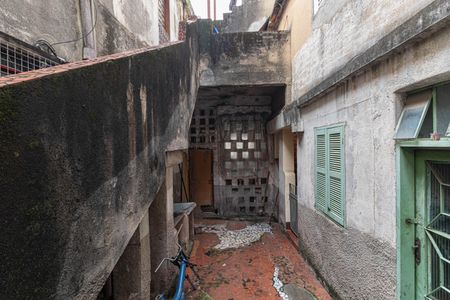 Casa à venda com 400m², 3 quartos e 3 vagas Casa à venda com 400m², 3 quartos e 3 vagasCorredor