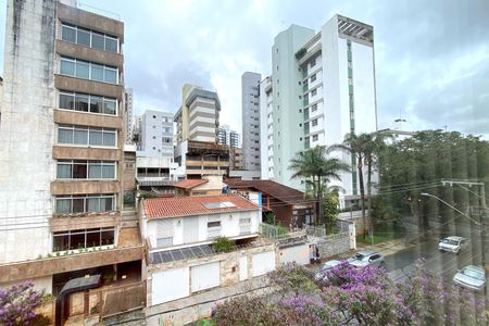 Vista da Sala de apartamento à venda com 3 quartos, 110m² em Sion, Belo Horizonte