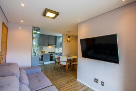 Sala de apartamento à venda com 2 quartos, 67m² em Vila Gilda, Santo André