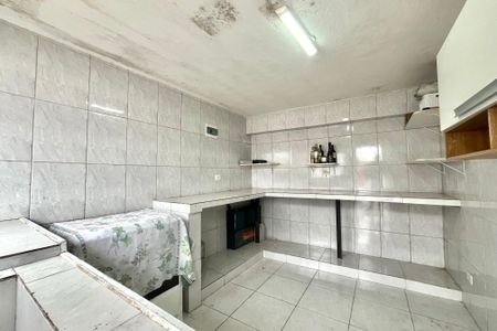 Casa para alugar com 150m², 2 quartos e 5 vagas