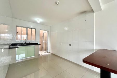 Casa para alugar com 150m², 2 quartos e 5 vagas Casa para alugar com 150m², 2 quartos e 5 vagasCozinha