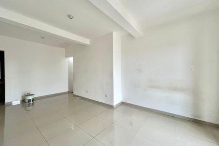 Casa para alugar com 150m², 2 quartos e 5 vagas Casa para alugar com 150m², 2 quartos e 5 vagasSuite