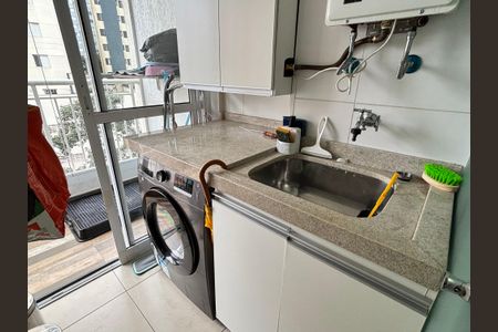 Apartamento à venda com 60m², 2 quartos e 2 vagasÁrea de Serviço