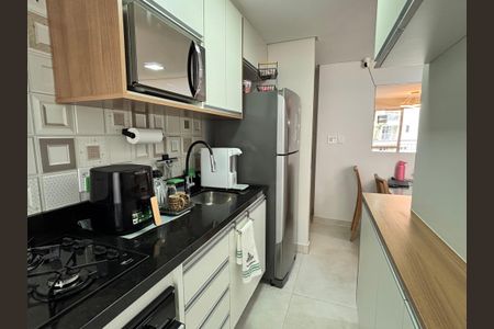 Apartamento à venda com 60m², 2 quartos e 2 vagasCozinha