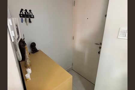 Apartamento à venda com 60m², 2 quartos e 2 vagasEntrada