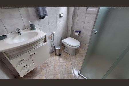 Casa à venda com 146m², 2 quartos e 2 vagasBanheiro Suíte 