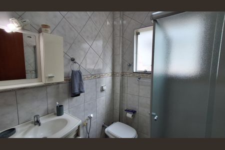 Casa à venda com 146m², 2 quartos e 2 vagasBanheiro Suíte 