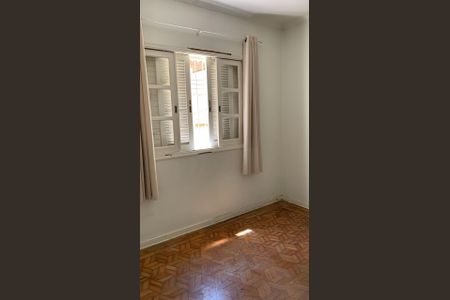 Casa para alugar com 348m², 5 quartos e 3 vagasQuarto