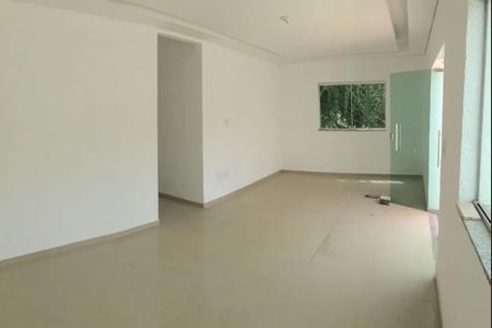 Apartamento para alugar com 3 quartos, 120m² em Jardim da Glória, Vespasiano