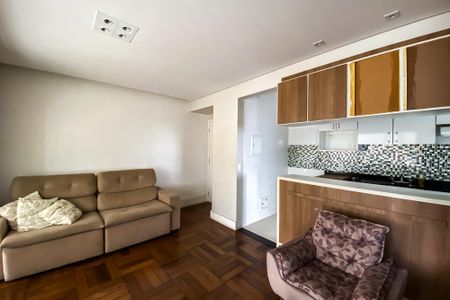 Apartamento à venda com 77m², 2 quartos e 2 vagasSala