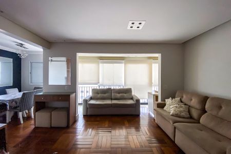 Apartamento à venda com 77m², 2 quartos e 2 vagasSala