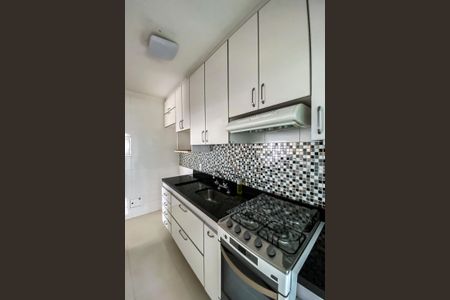 Apartamento à venda com 77m², 2 quartos e 2 vagasCozinha