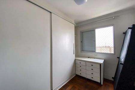 Apartamento à venda com 77m², 2 quartos e 2 vagasQuarto