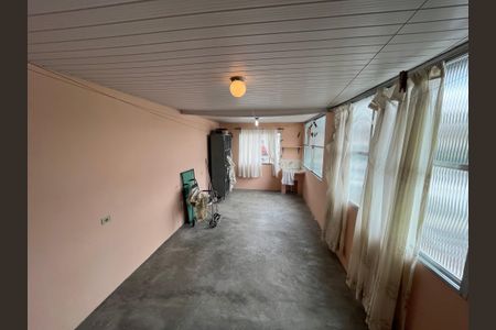 Casa à venda com 189m², 2 quartos e 2 vagas Casa à venda com 189m², 2 quartos e 2 vagasVaranda / Lavanderia