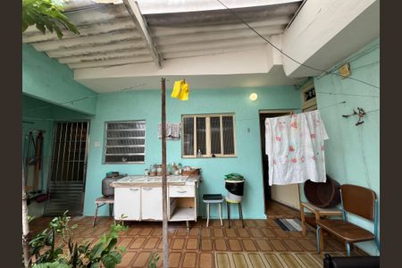 Casa à venda com 189m², 2 quartos e 2 vagas Casa à venda com 189m², 2 quartos e 2 vagasÁrea externa