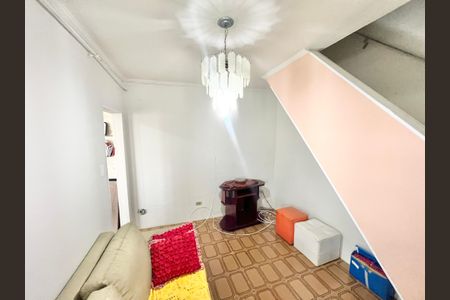 Casa à venda com 189m², 2 quartos e 2 vagas Casa à venda com 189m², 2 quartos e 2 vagasSala