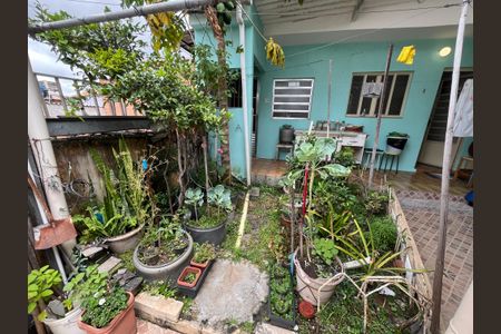 Casa à venda com 189m², 2 quartos e 2 vagas Casa à venda com 189m², 2 quartos e 2 vagasÁrea externa