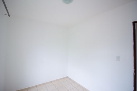 Quarto 2 de apartamento para alugar com 2 quartos, 48m² em Betania, Contagem