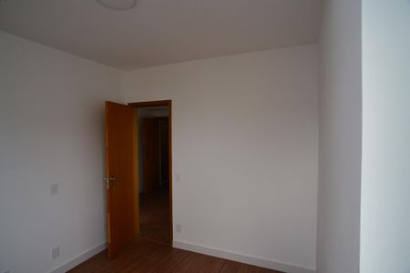 Apartamento à venda com 141m², 4 quartos e 2 vagasQuarto 2