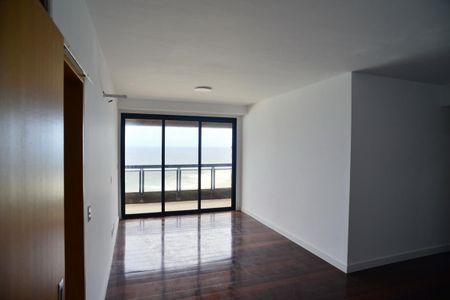 Sala de apartamento à venda com 4 quartos, 141m² em Barra da Tijuca, Rio de Janeiro