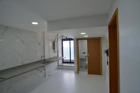 Apartamento à venda com 141m², 4 quartos e 2 vagasCozinha