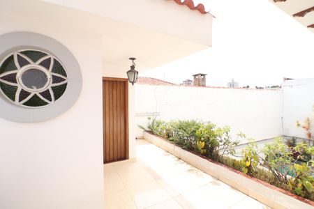 Casa para alugar com 4 quartos, 349m² em Jardim Franca, São Paulo