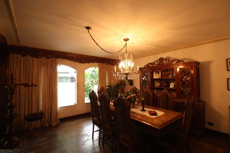 Casa para alugar com 4 quartos, 349m² em Jardim Franca, São Paulo