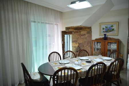 Casa para alugar com 280m², 3 quartos e 4 vagasCozinha