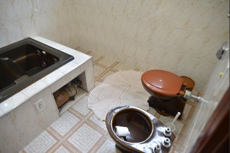 Casa para alugar com 280m², 3 quartos e 4 vagasBanheiro da Suíte 3