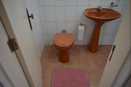 Casa para alugar com 280m², 3 quartos e 4 vagasBanheiro de Serviço